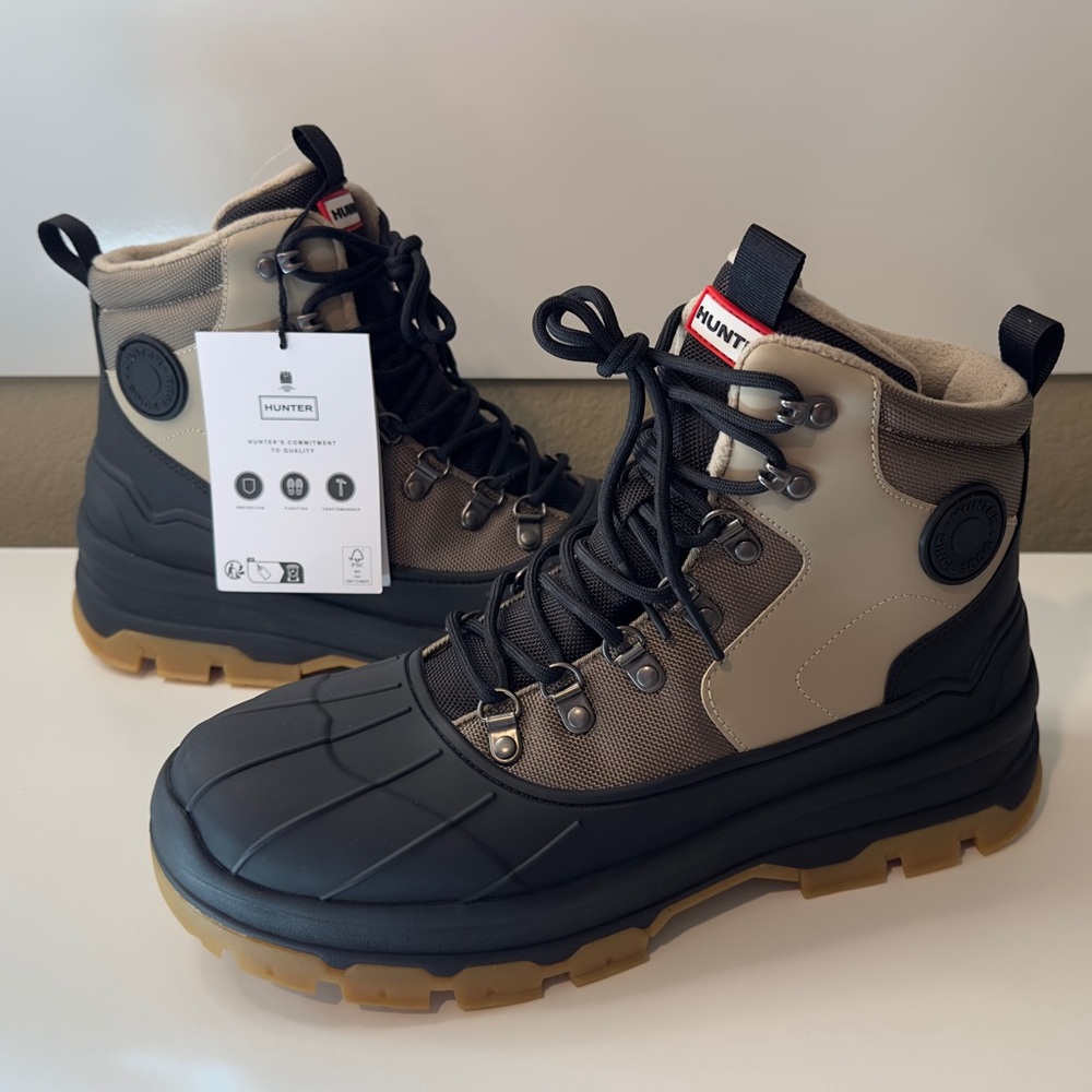 NEW - Hunter Explorer Duck Boots